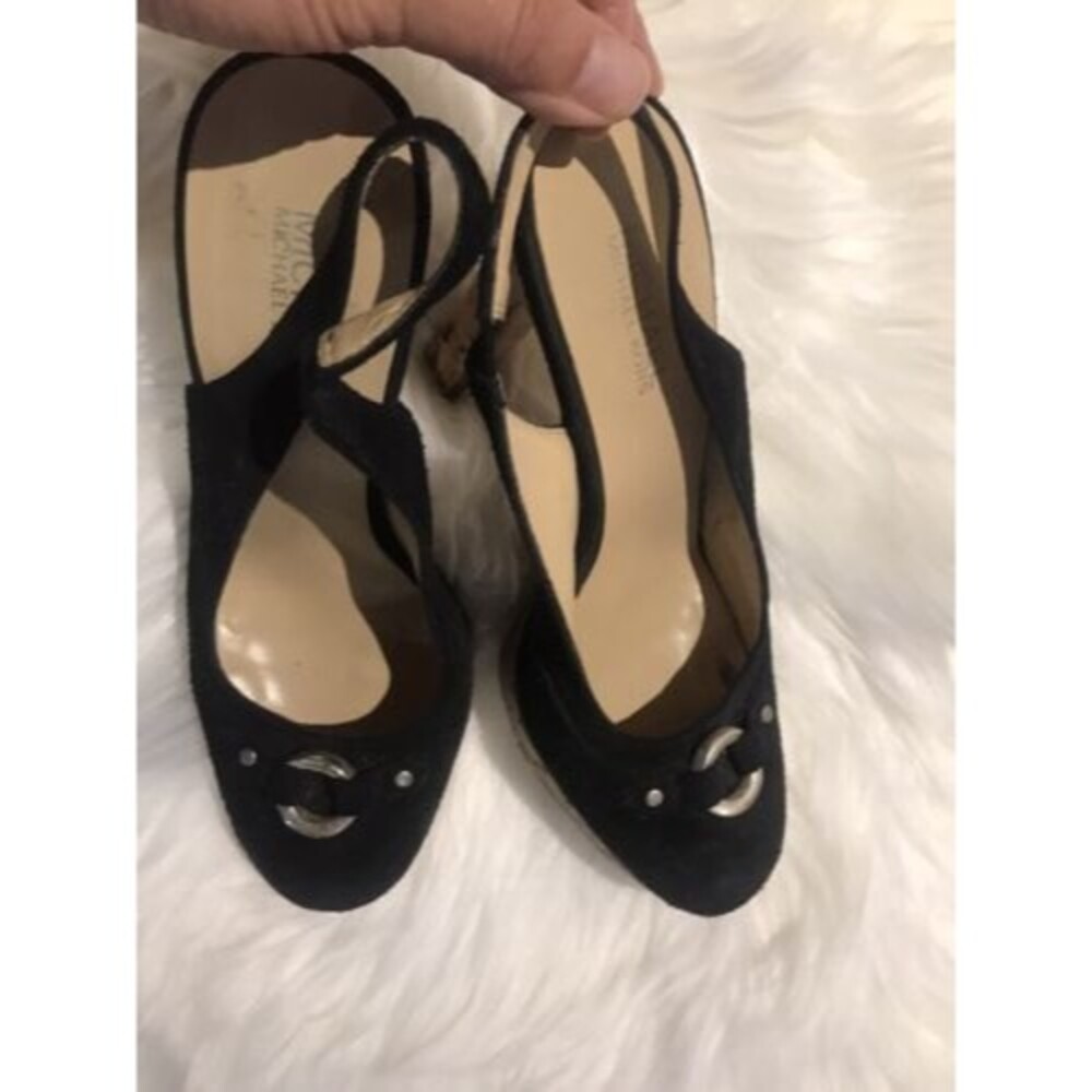 EUC Michael Kors suede Leather Funky Sling Back platform heels, silver hw 7 M